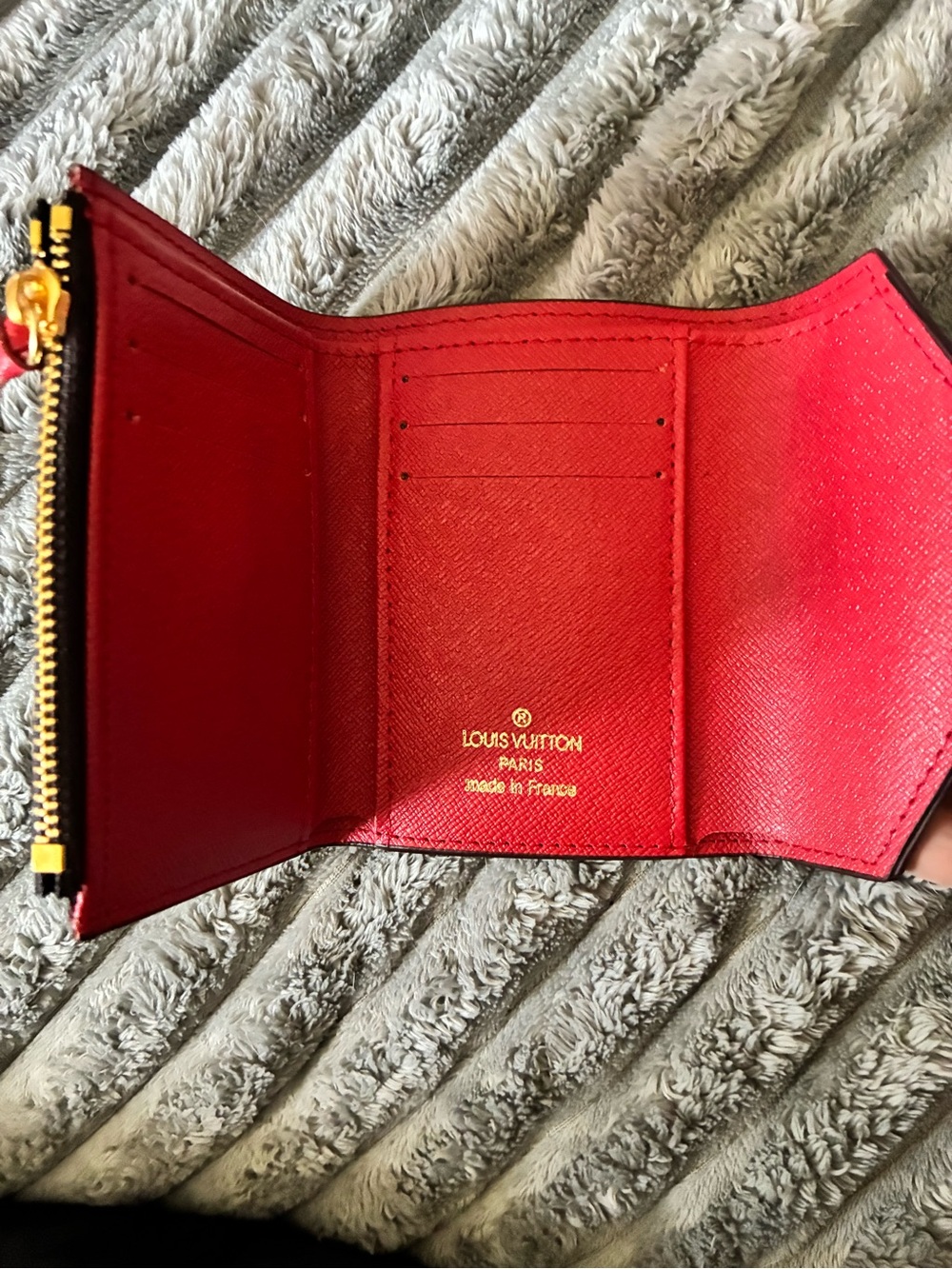 Louis Vuitton Monogram Canvas Wallet with Red lining - Picture 5 of 6